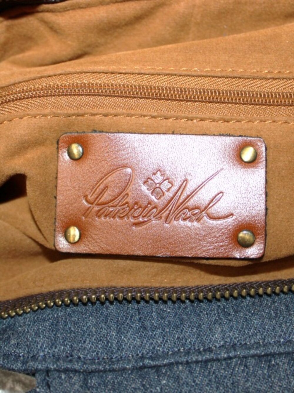 Patricia Nash Denim Woven Satchel NWOT w/ Strap + Authenticity Card - Picture 8 of 12